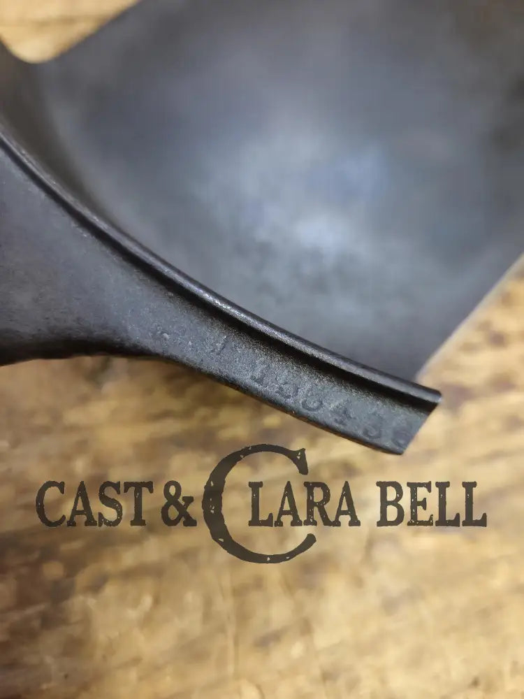 Custom one of a kind Repurposed Spatula. Made from 1940βs Era Wagner Ware Sidney #8 DEEP Chicken Fryer. Awesome for the