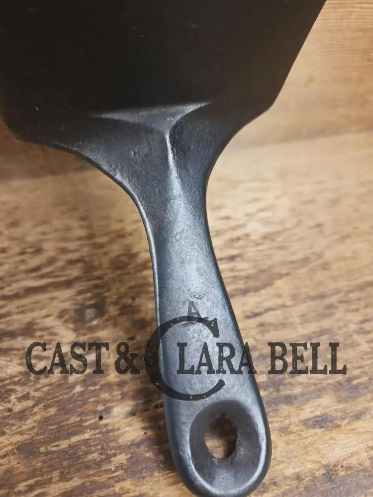 Custom Repurposed Spatula. Made from an early Era Wagner Ware Sidney #8 DEEP Chicken Fryer. Awesome for the home