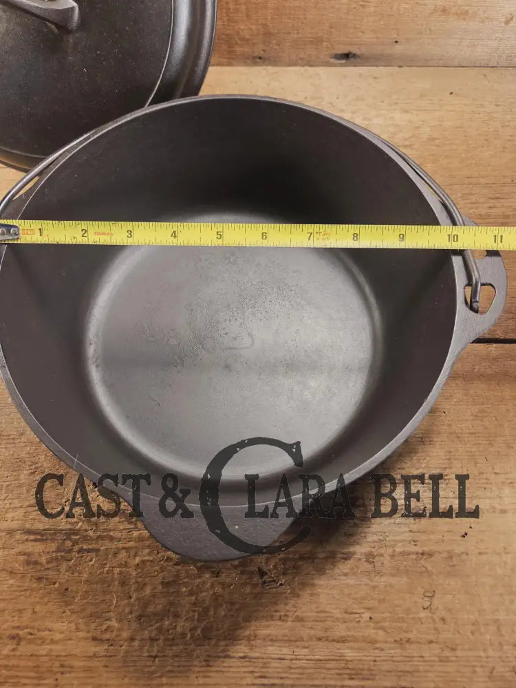 Daily workhorse! Gorgeous 1940’s Griswold #8 Tite-Top Dutch Oven Large Block Logo 1278 and EZ Clean Lid Dutch Ovens