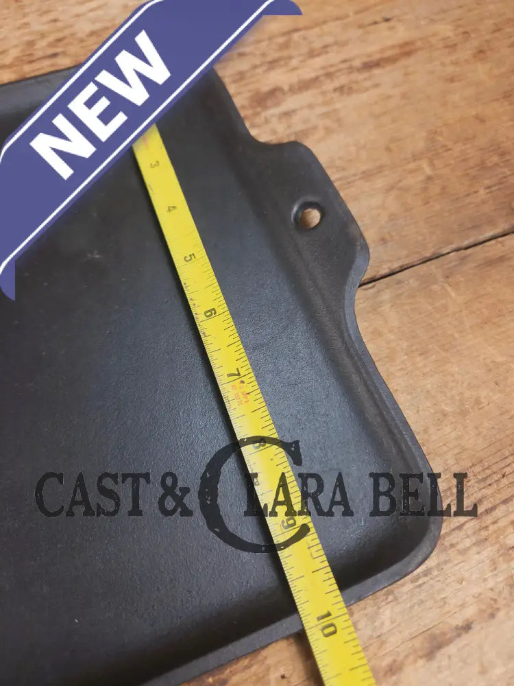 Donβt Miss This if you LOVE Griswold cast iron. THE hard to find Griswold βCookie Sheetβ Grill Pan. P/n 1108 Griddle