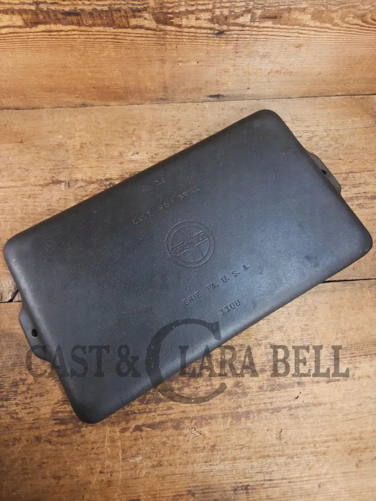 Don’t Miss This if you LOVE Griswold cast iron. THE hard to find Griswold ’Cookie Sheet’ Grill Pan. P/n 1108 Griddle