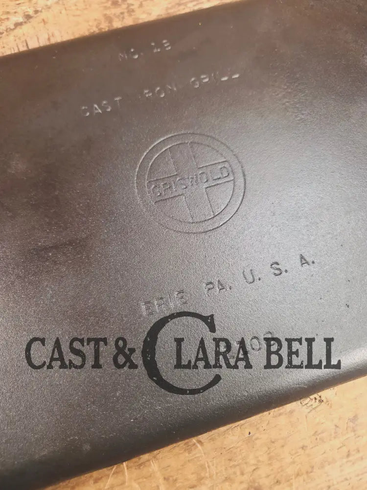 Don’t Miss This if you LOVE Griswold cast iron. THE hard to find Griswold ’Cookie Sheet’ Grill Pan. P/n 1108 Griddle