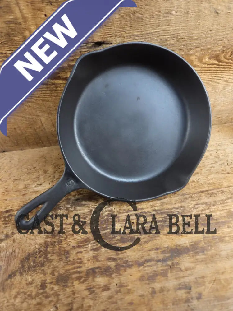 Dont miss this one! Lovely early 1900βs Martin Stove and Range #5 cast iron skillet. Great southern masterpiece! (Copy)