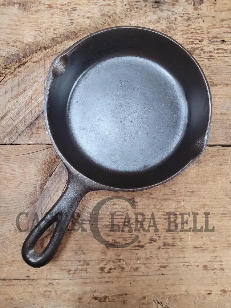 Early 1900βS Lodge #3 Cast Iron Egg Skillet With 3 Notch Heat Ring