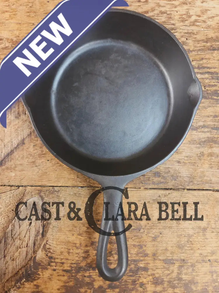 Early 1900βs Lodge #3 (Monday Morning) Cast Iron Egg Skillet Single Notch Raised Y Makers Mark. Awesome pan! Skillet
