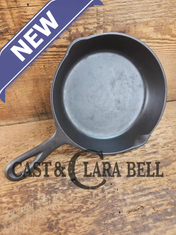 Early 1900βs Lodge #3 (Monday Morning) Cast Iron Egg Skillet Single Notch Raised Y Makers Mark. Awesome pan! Skillet