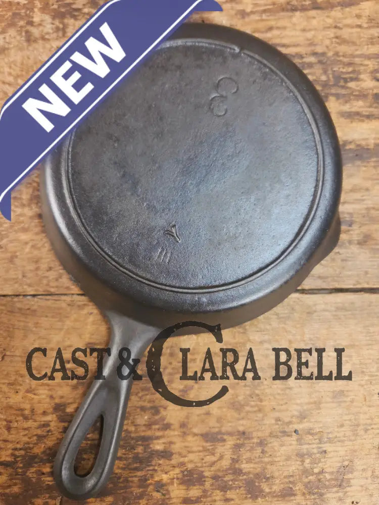 Early 1900βs Lodge #3 (Monday Morning) Cast Iron Egg Skillet Single Notch Raised Y Makers Mark. Awesome pan! Skillet