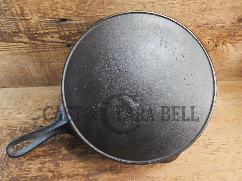 Early 1900’s Wagner made large ’Arc Logo’ #8 Cast Iron Skillet. Daily workhorse awesome for everyday cooking Skillet