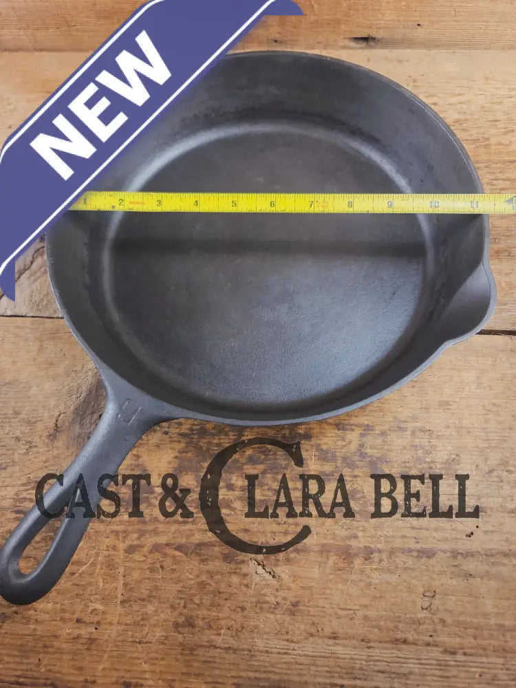 Early 1910βs Griswold #9 Cast Iron Skillet Large Block Slant Logo βErie,β 710H Skillet