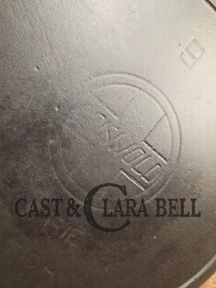 Early 1910βs Griswold #9 Cast Iron Skillet Large Block Slant Logo βErie,β 710H Skillet