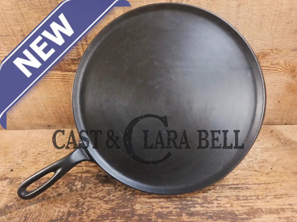 Early 1930’s Era Lodge #9 Round Griddle. Harder to find piece raised X and incised 9. Pancakes and Grilled Cheese!