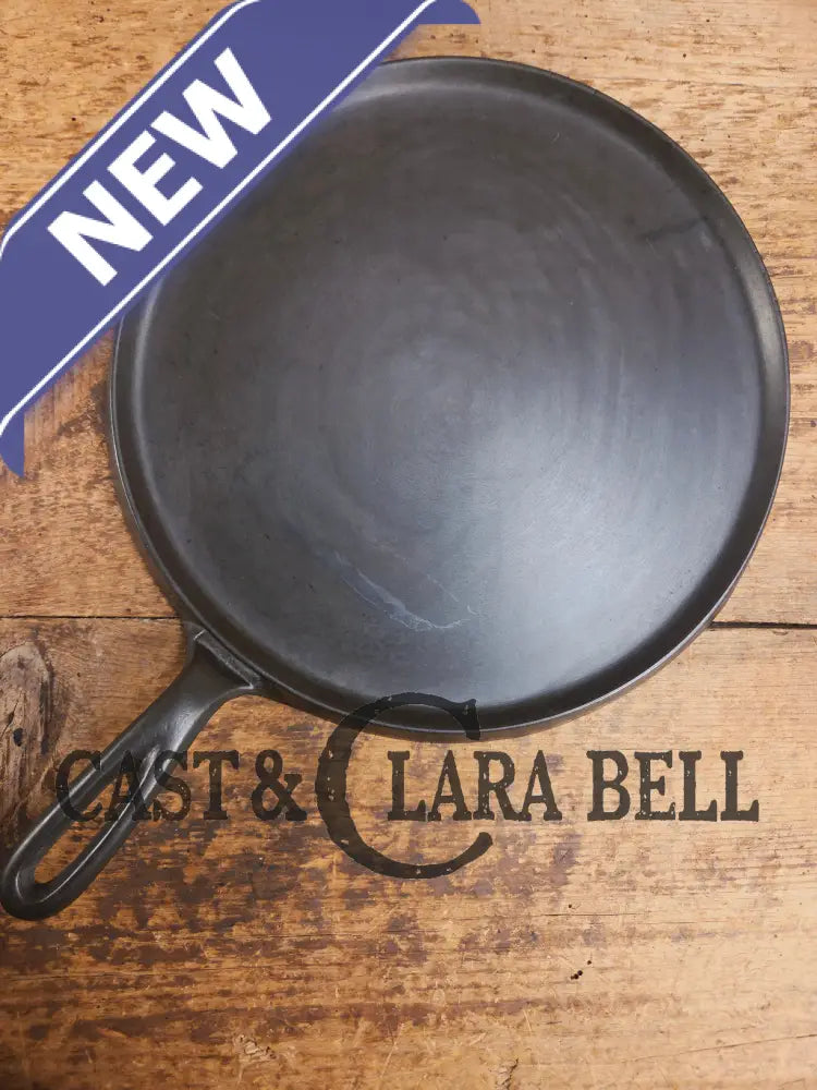 Early 1930’s Era Lodge #9 Round Griddle. Harder to find piece raised X and incised 9. Pancakes and Grilled Cheese!