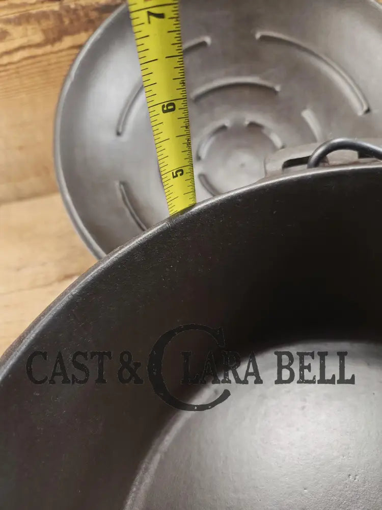 Early to Mid 1900βs Foster Stove Company (Ohio) #8 Cast Iron Dutch Oven. High Dome lid beautiful piece! Dutch Ovens