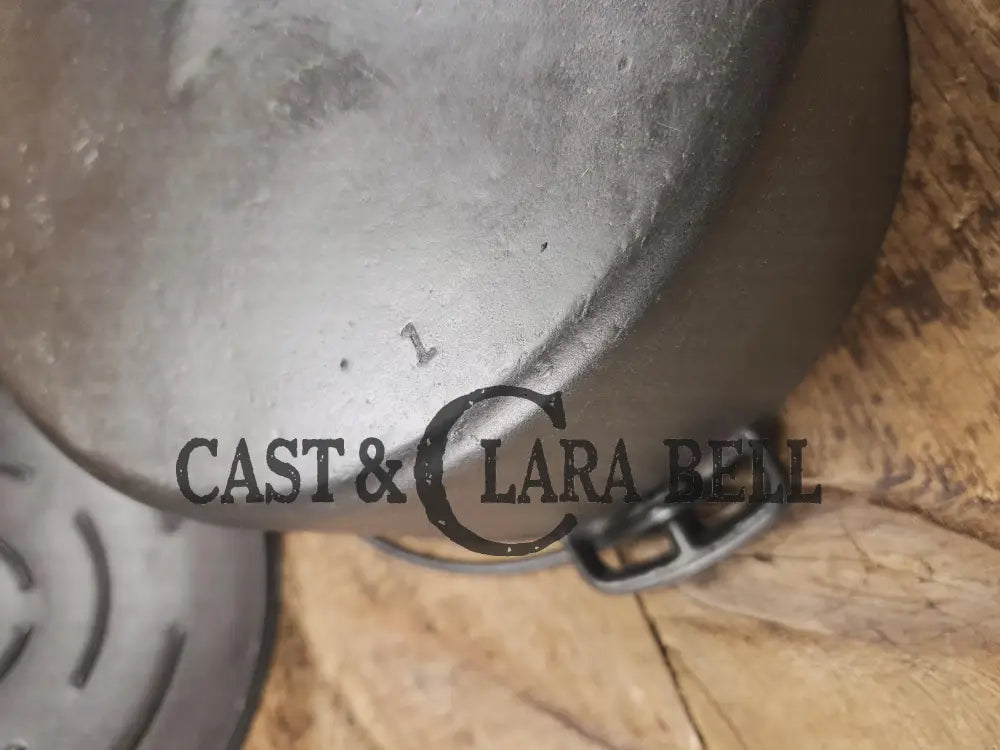 Early to Mid 1900βs Foster Stove Company (Ohio) #8 Cast Iron Dutch Oven. High Dome lid beautiful piece! Dutch Ovens