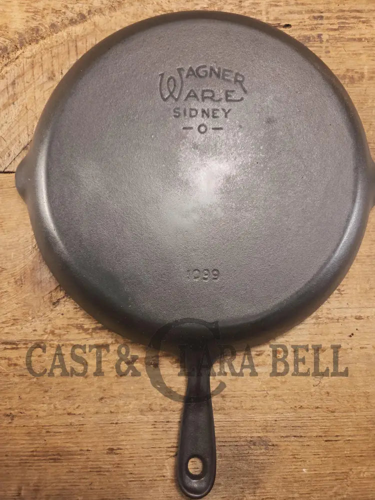 Elegant and hard to source! 1920-30βs WagnerWare #8 Shallow Skillet 1099. Great gift idea! Restored and Ready to Use!
