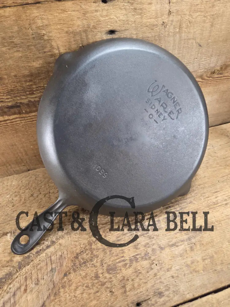 Elegant and hard to source! 1920-30’s WagnerWare #9 Shallow Skillet 1099. Great gift idea! Restored and Ready to Use!