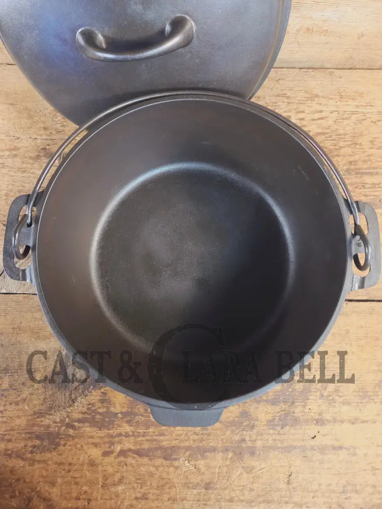 Elegant Griswold’s Iron Mountain Series #8 Cast Iron Dutch Oven with Lid (1036 C/1037 A) - Dutch Ovens Trivets & Kettles