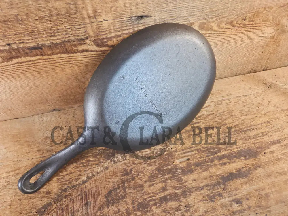 Fajitas AND a COOL presentation trivet. Unique gift idea Wagner Ware Cast Iron Sizzle Server 1095 - Skillet