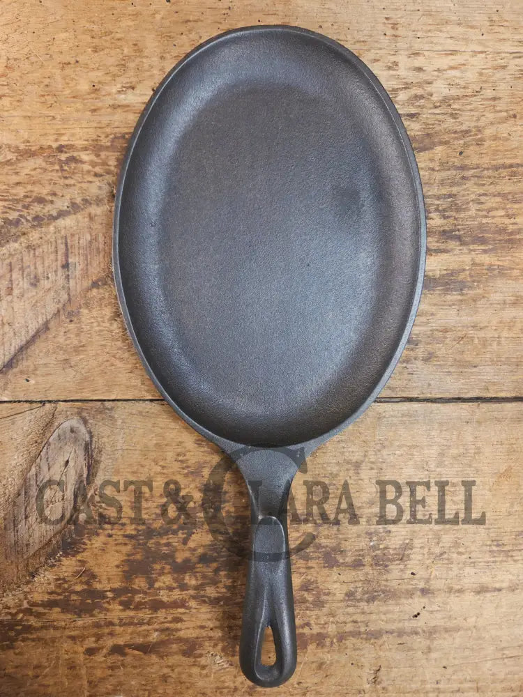 Fajitas anyone? Unique gift idea Wagner Ware Cast Iron Sizzle Server 1095 A Skillet