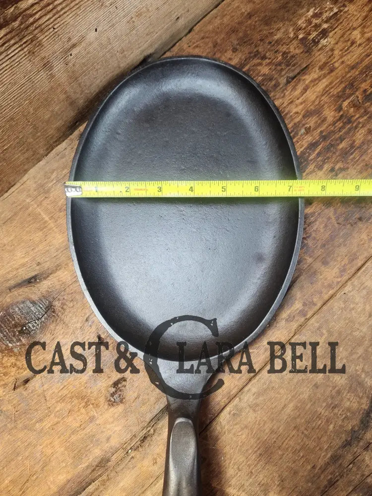Fajitas Anyone? Wonderful Unmarked Wagner โSizzle Serverโ. Circa 1930โS Skillet