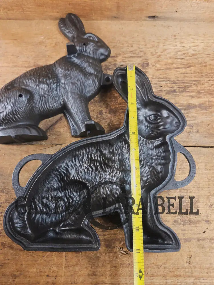 Fantastic for Christmas Spring or Easter! #898 Griswold Bunny Cake Mold ready to use! Bakeware