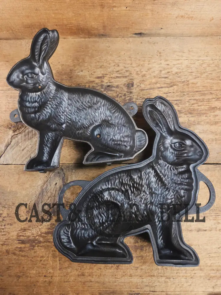 Fantastic for Christmas Spring or Easter! #898 Griswold Bunny Cake Mold ready to use! Bakeware