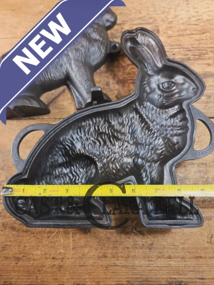 Fantastic for Christmas Spring or Easter! #898 Griswold Bunny Cake Mold ready to use! Bakeware