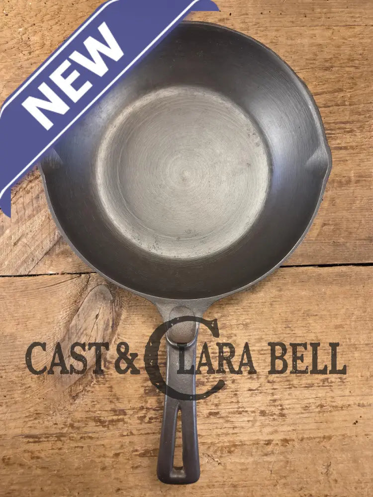 Fantastic gift idea! Hard to Find 1930βs Wagner Ware Sidney -O- βChef Skilletβ 1386 B. Restored and ready to use!