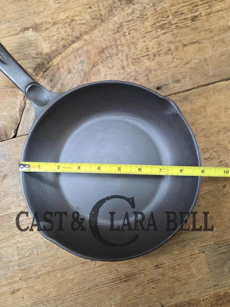 Fantastic gift idea! Hard to Find 1930’s Wagner Ware Sidney -O- ’Chef Skillet’ 1386. Restored and ready to use! Skillet