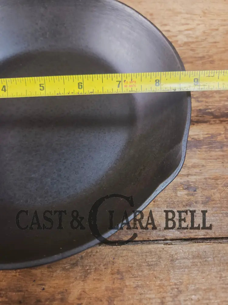 Fantastic gift idea! Hard to Find 1930’s Wagner Ware Sidney -O- ’Chef Skillet’ 1386. Restored and ready to use! Skillet