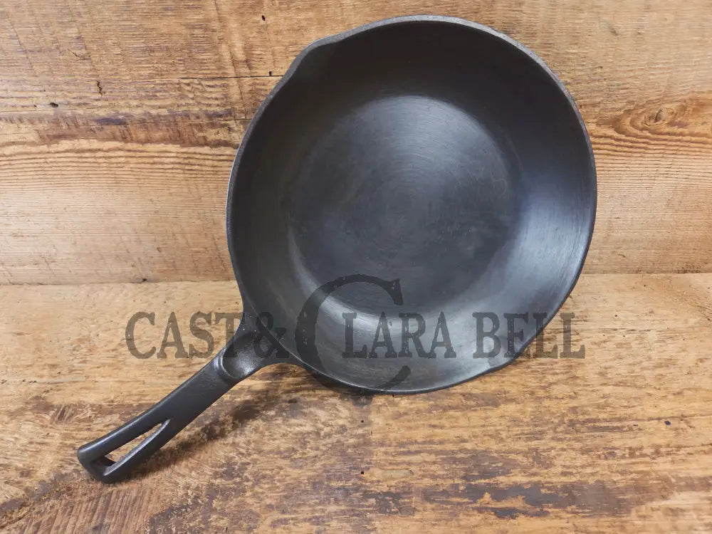 Fantastic gift idea! Hard to Find 1940’s Wagner Ware Sidney -O- ’Chef Skillet’ 1386 - Skillet