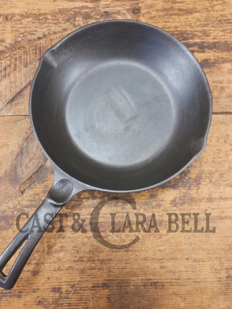 Fantastic gift idea! Hard to Find 1940’s Wagner Ware Sidney -O- ’Chef Skillet’ 1386 - Skillet