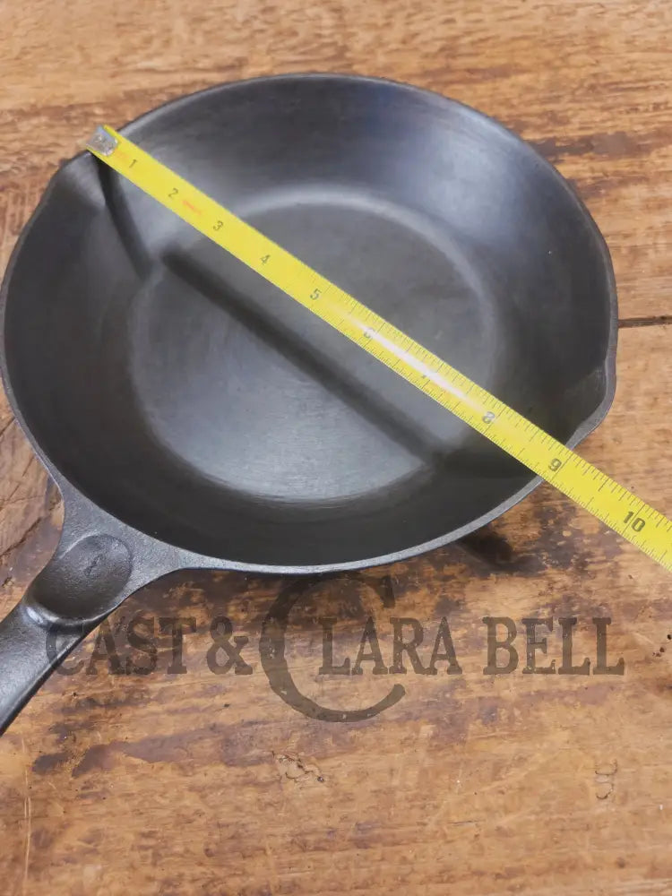 Fantastic gift idea! Hard to Find 1940’s Wagner Ware Sidney -O- ’Chef Skillet’ 1386 - Skillet