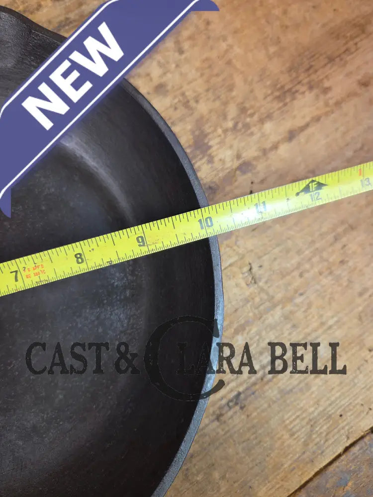 Fantastic gift idea! Hard to Find 1940’s Wagner Ware Sidney -O- ’Chef Skillet’ 1388 Skillet