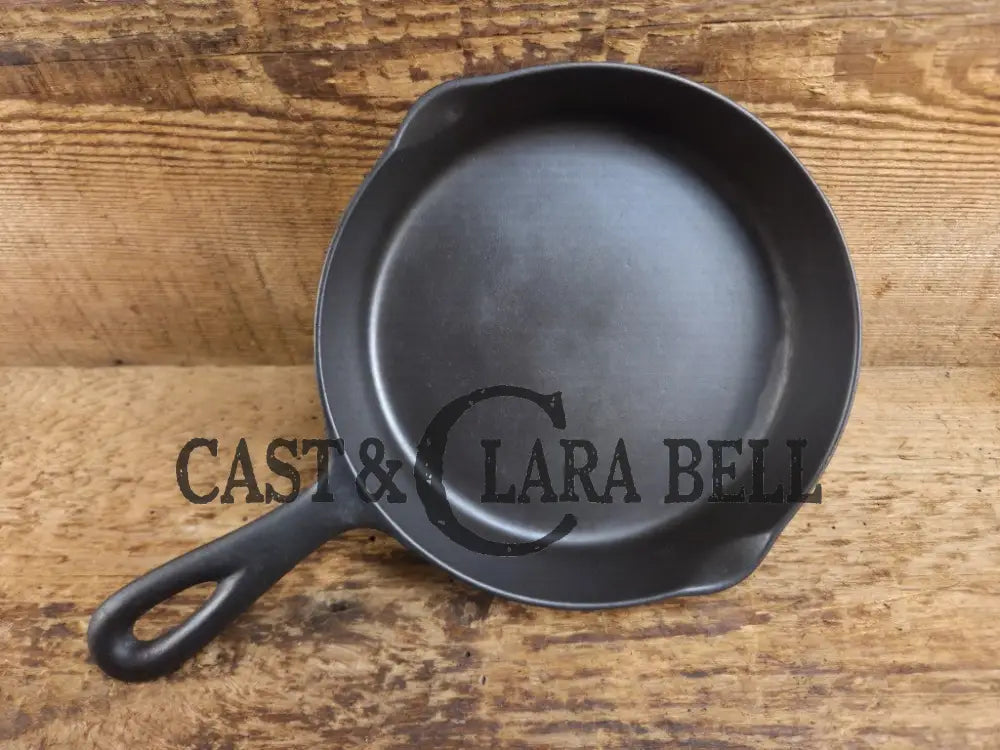 Favorite Piqua Ware #3 Cast Irom Skillet with βSmileyβ Logo Skillet