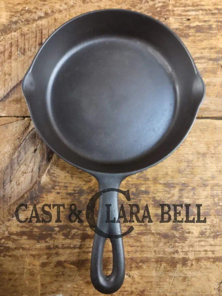 Favorite Piqua Ware #3 Cast Irom Skillet with βSmileyβ Logo Skillet