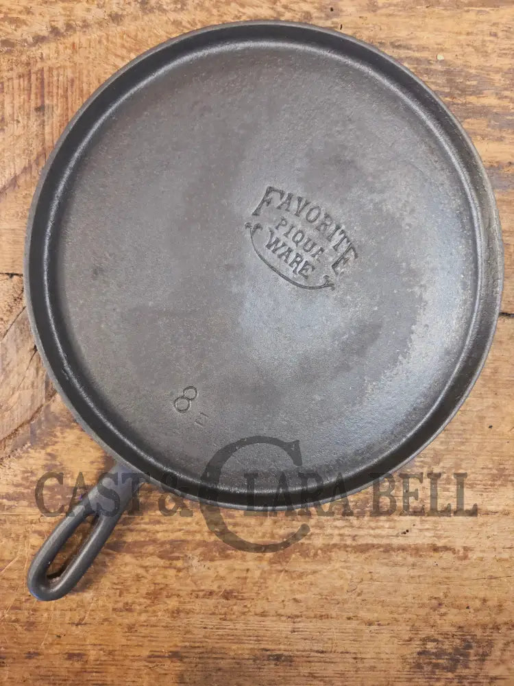 Favorite Piqua Ware #8 Round Cast Iron Griddle with Smiley Logo 8 - Griddle