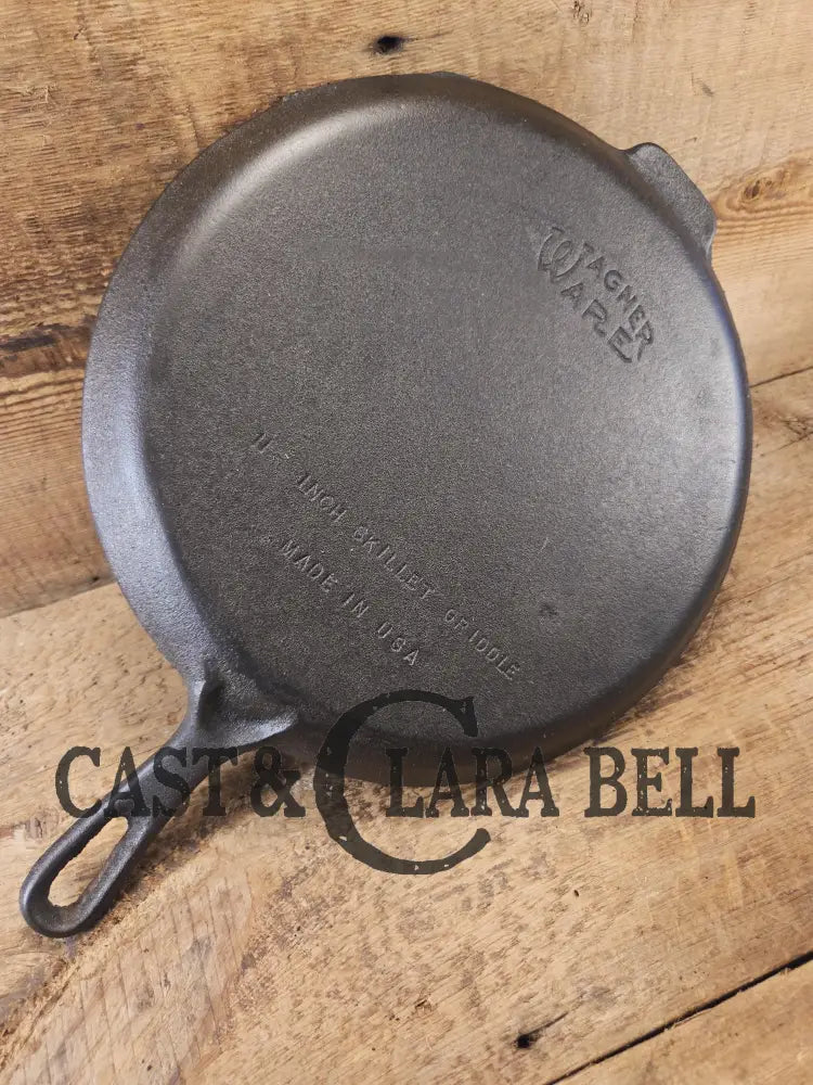 Fully Marked 1940’s Wagner Ware Skillet Griddle. 11 1/4 Inches. Perfect for grilled cheese nachos and more. Awesome