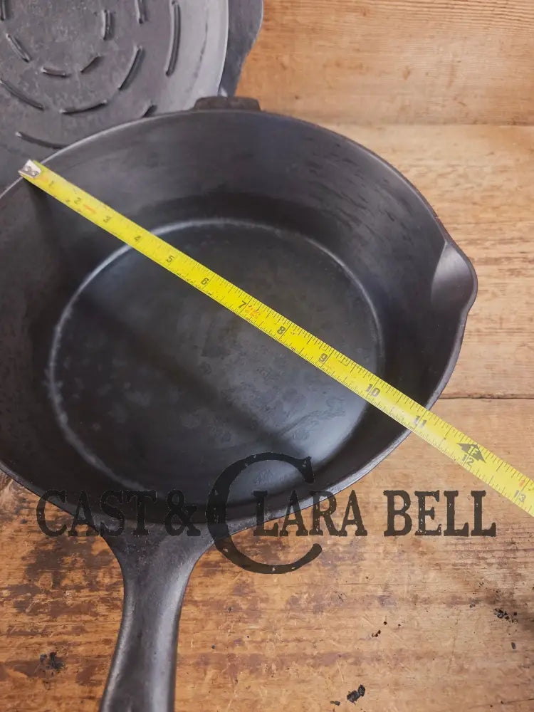 Fully marked Favorite Piqua Ware #8 DEEP Cast Iron Skillet with Heat Ring and Smiley Logo. Great Chicken Fryer! Skillet