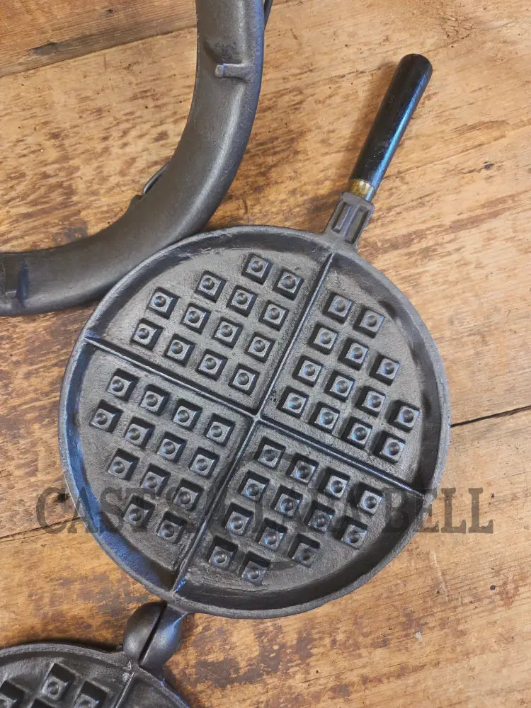 Get Your Canadian Bacon Ready! TTF 1920’s Era James Smart (Brockville Canada) #9 Waffle Iron - Waffle Iron