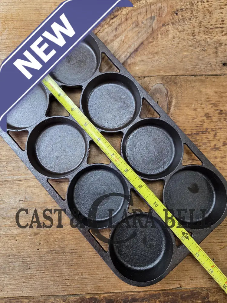 Gorgeous! 1920βs Griswold No. 8 Muffin Pan 8 cup 946. Raised letter underside Variation 1 Rarity 3 Skillet