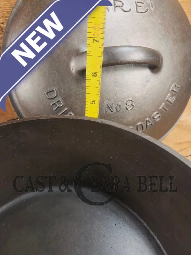 Gorgeous. 1920’s Wagner #8 1268 Dutch Oven round roaster with Fully Marked and Raised Letter Drip Drop Baster Lid!