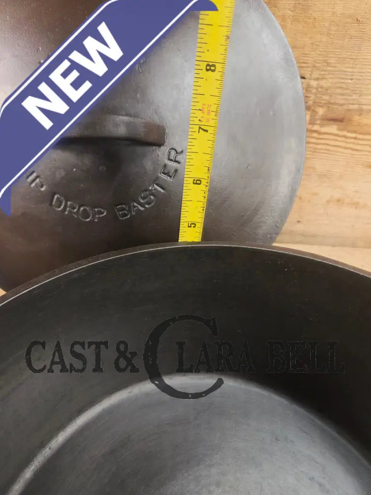 Gorgeous. 1920βs Wagner #9 Dutch Oven round roaster with Turtle Top Style Sawtooth Baster Lid Dutch Ovens Trivets &