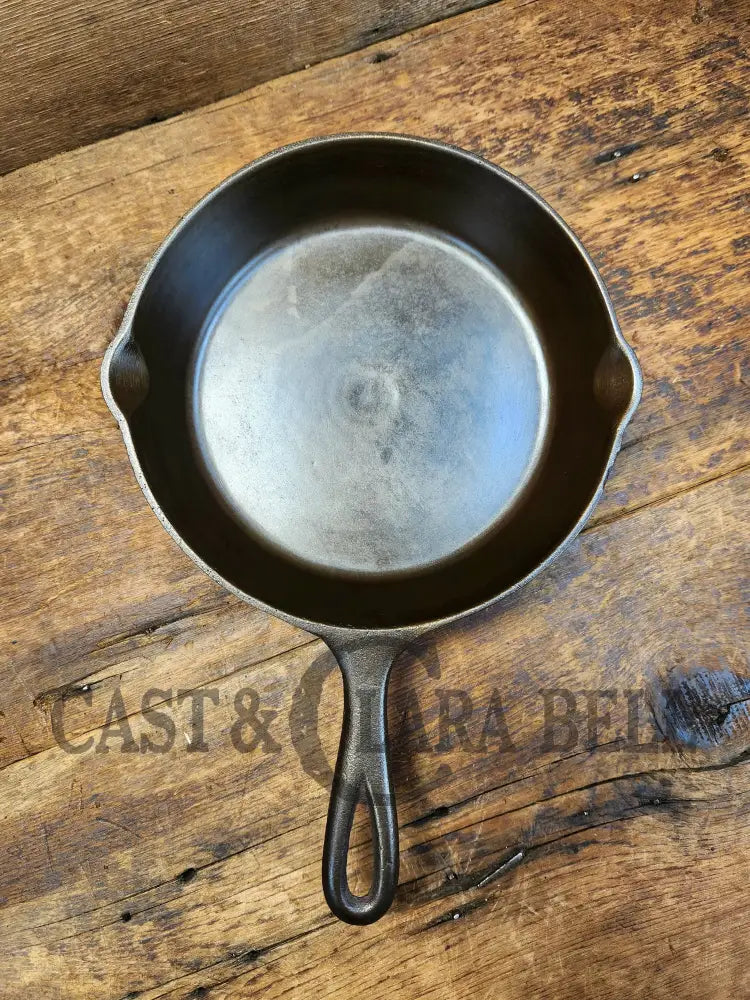 Gorgeous 1930’S Era Lodge #5 Skillet With 3 Notch Heat Ring And L Two Slash Markings At 6