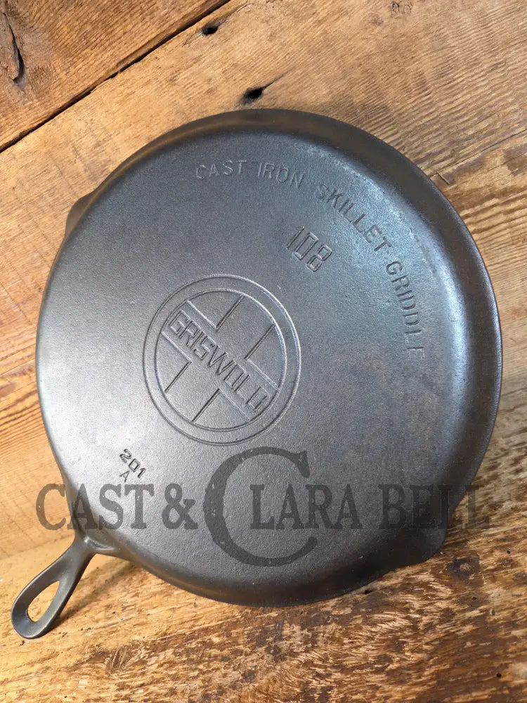GORGEOUS! 1930’s Griswold #108 Skillet Griddle Large block logo c/n 201. Great for everyday flat iron - Griddle