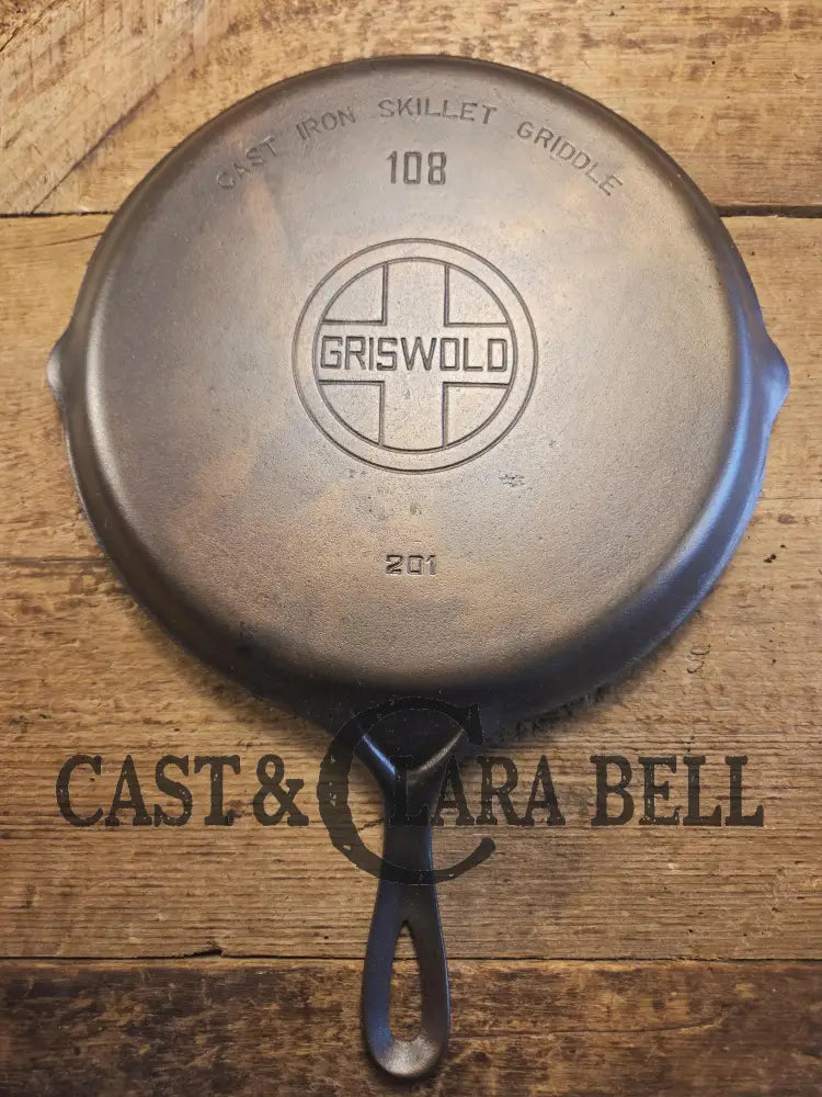 GORGEOUS! 1930βs Griswold #108 Skillet Griddle Large block logo c/n 201. Great for everyday flat iron. Griddle