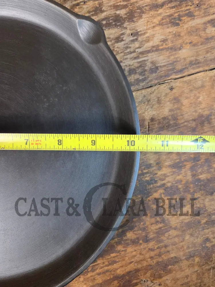 GORGEOUS! 1930’s Griswold #108 Skillet Griddle Large block logo c/n 201. Great for everyday flat iron - Griddle