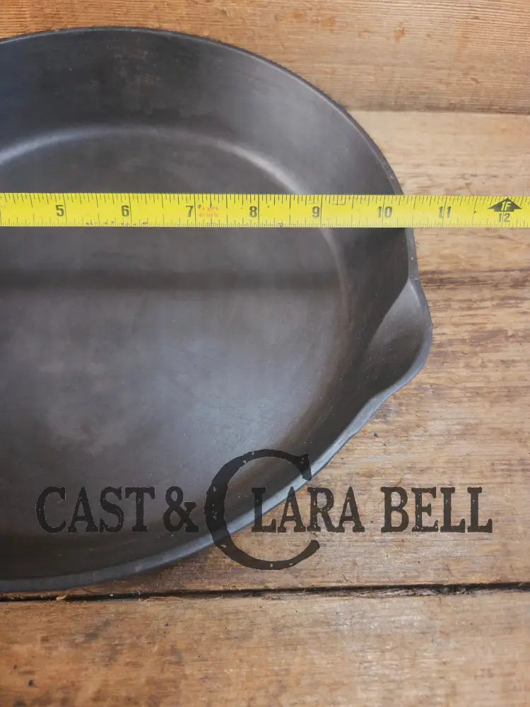 Gorgeous 1930’s Griswold #8 Cast Iron Skillet with Large Block Logo 704 C Skillet