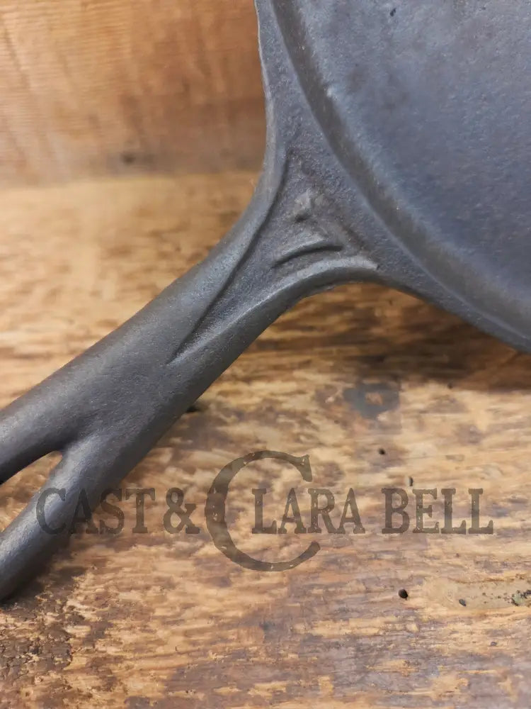 Gorgeous and harder to find King Stove and Range (Became Martin S&R) No. 7 Skillet Griddle. Sheffield AL - Griddle