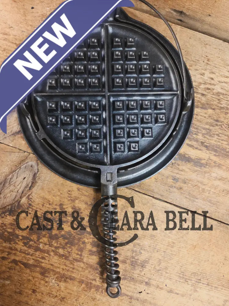 Gorgeous and the biggest made! Hard to Find 1930βs Griswold #9! waffle iron with short base. 316/317 Paddles matching